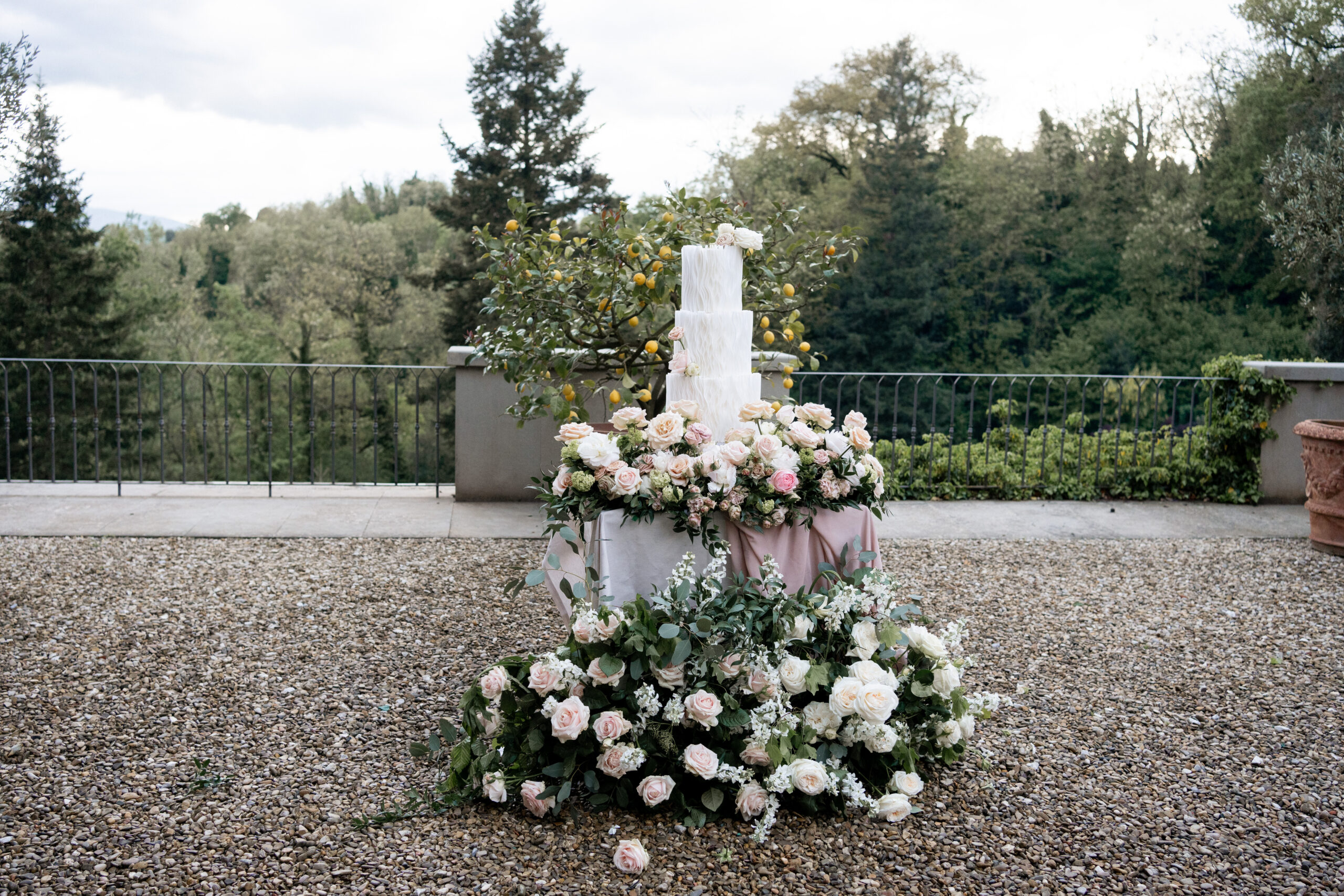 How to organize an outdoor wedding