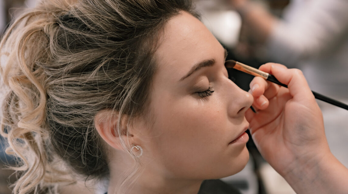 The stylists' tips for wedding makeup