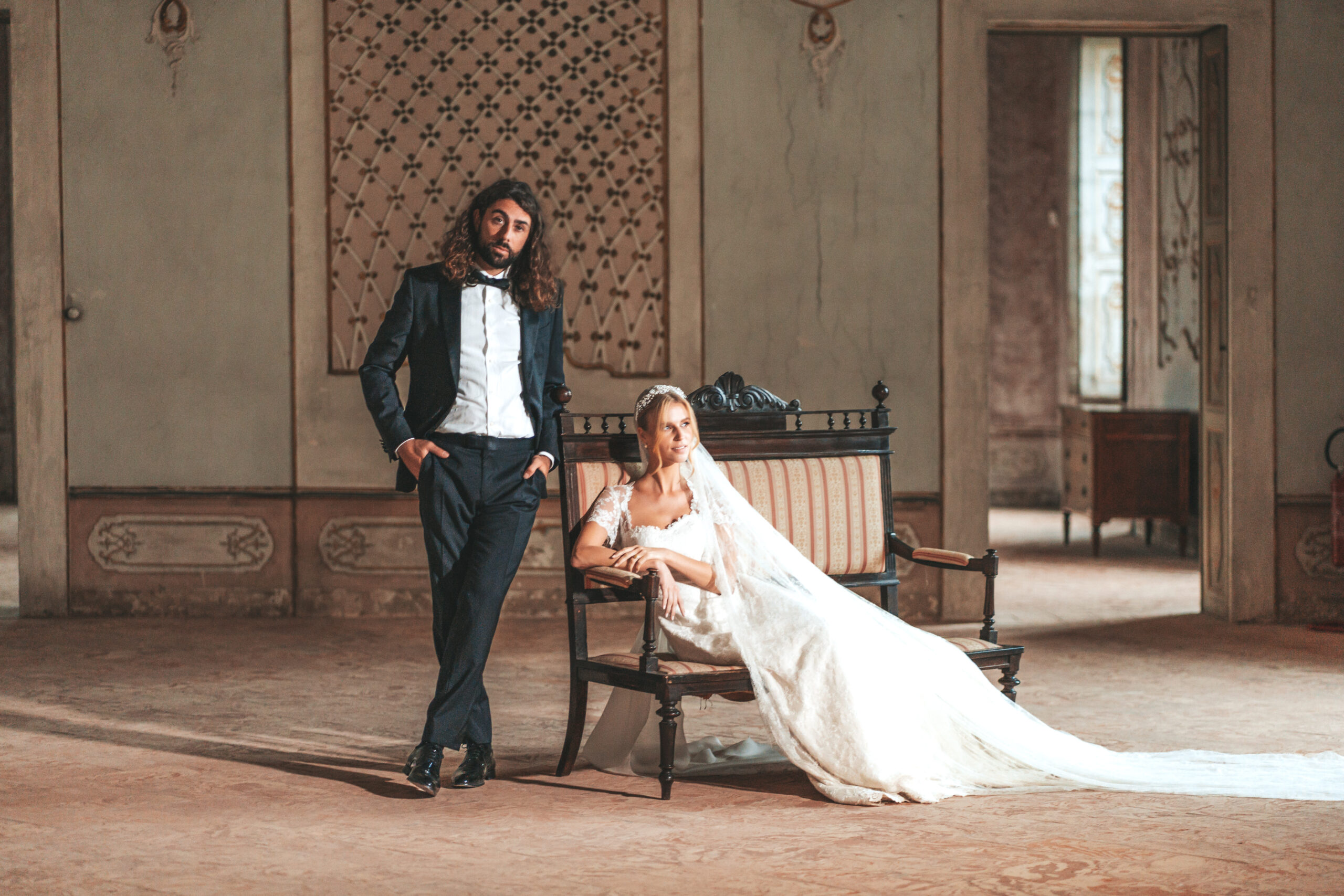 how to look good in wedding photos
