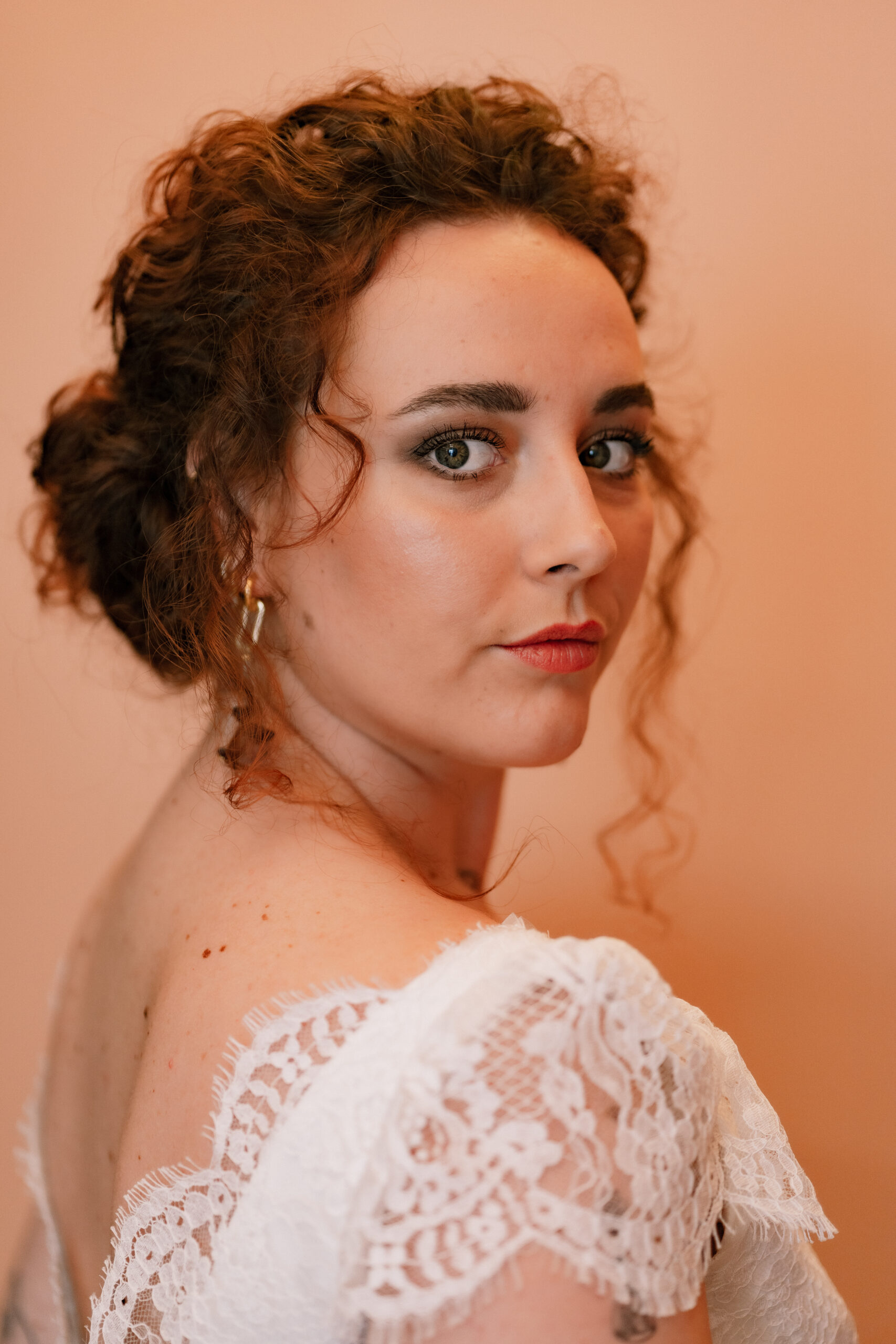 tips for wedding makeup