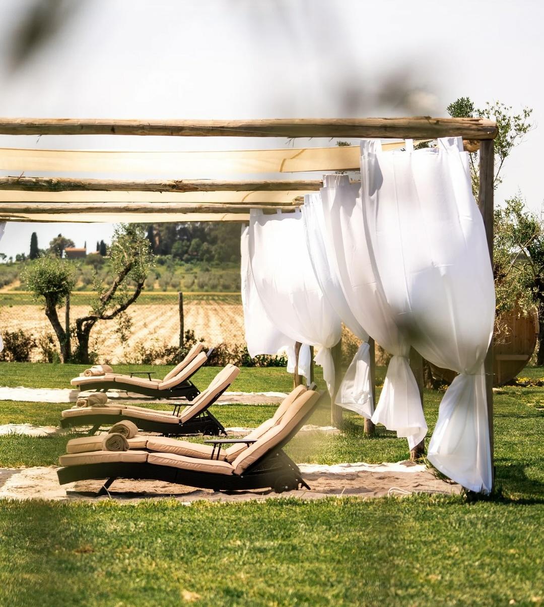 Welcome to Podere Pietravento, a truly enchanting wedding villa in Tuscany, where timeless charm, natural beauty, and Italian elegance come together to create the perfect backdrop for your dream celebration.