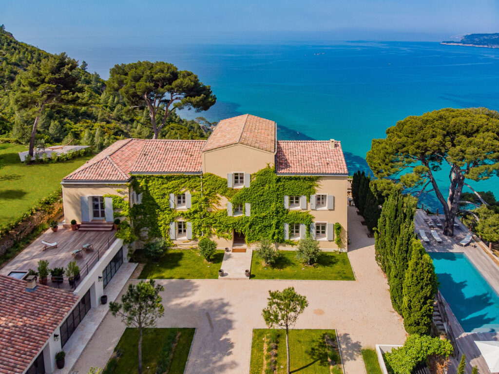 Wedding venues in France.
