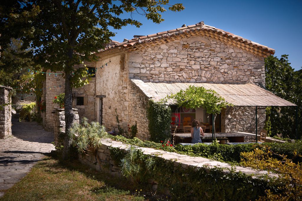 Wedding venues in France.