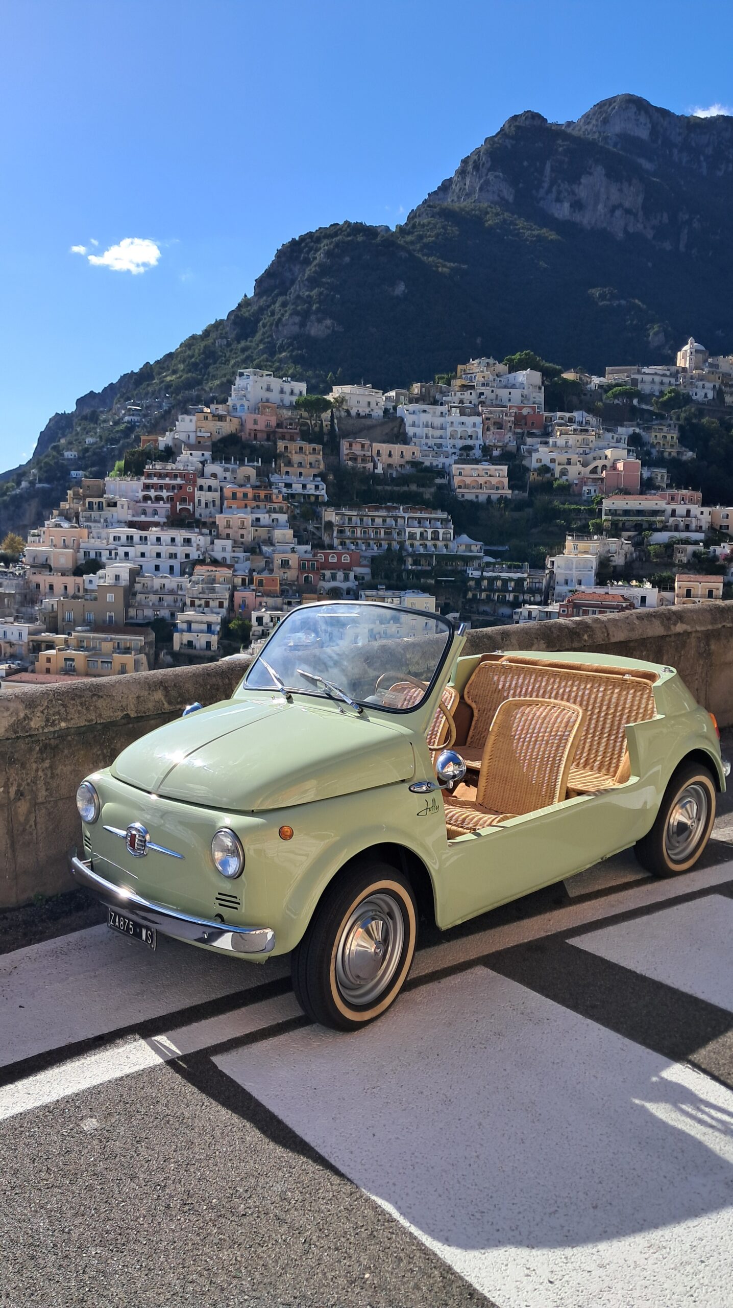 Fiat 500 Rental in Sorrento