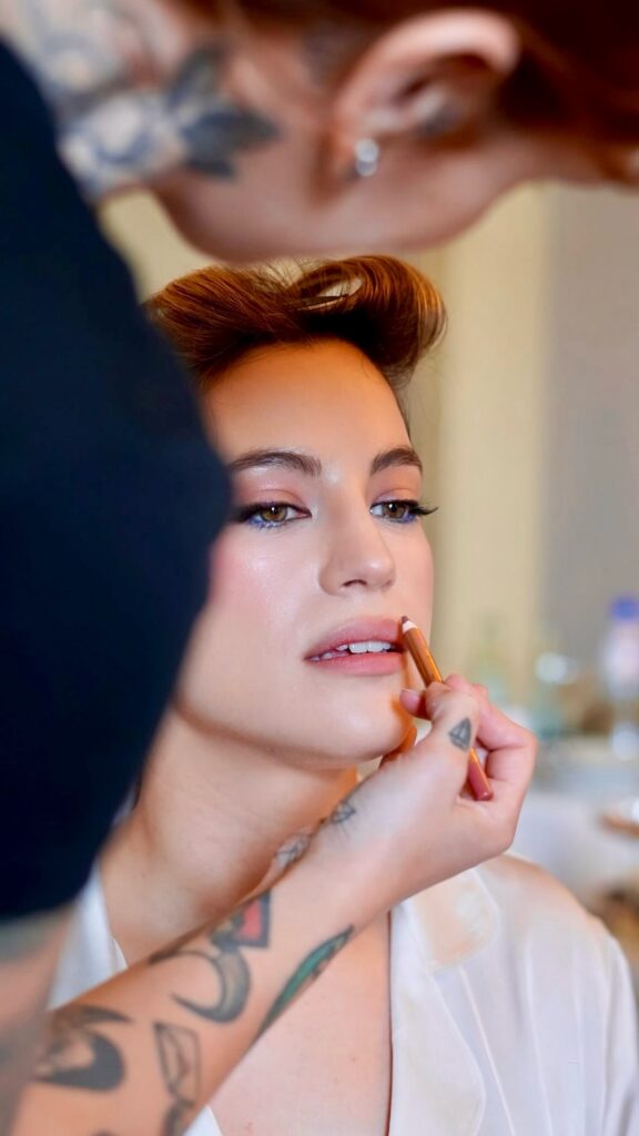 Facetune_19-06-2025-14-29-40