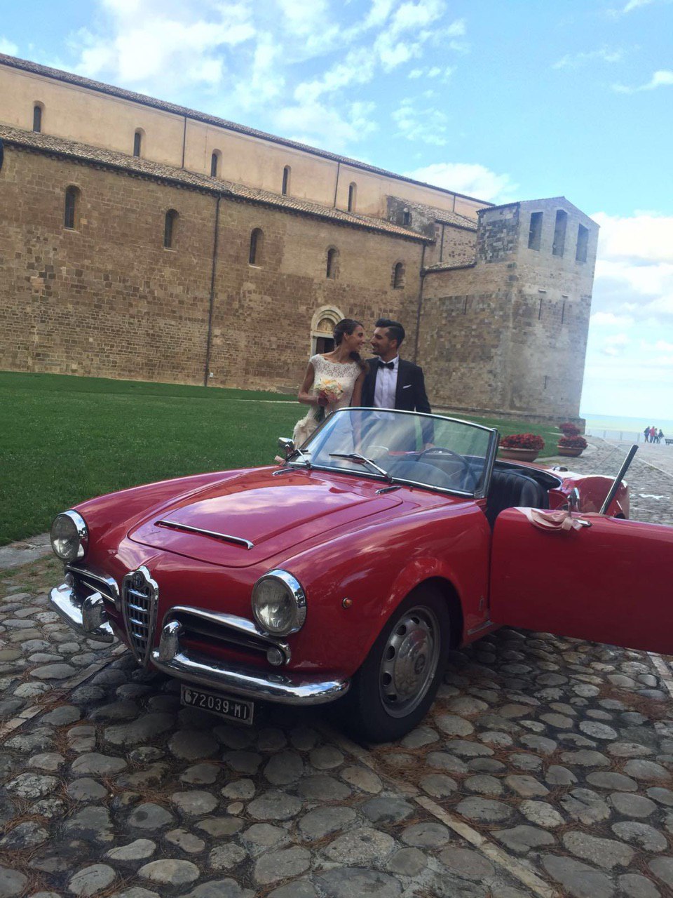 photo5952013177296367798