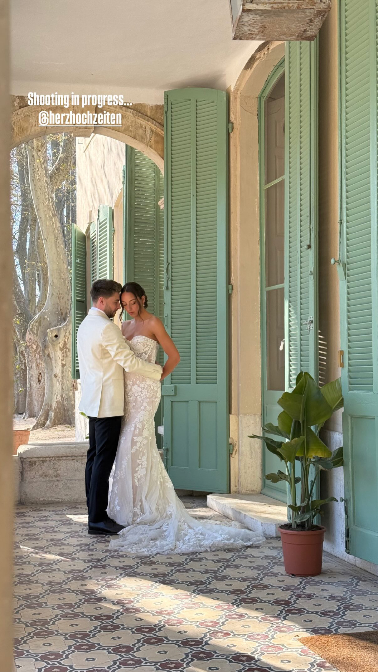 C987399B-E3ED-4F71-A28A-924DEF5F6E57