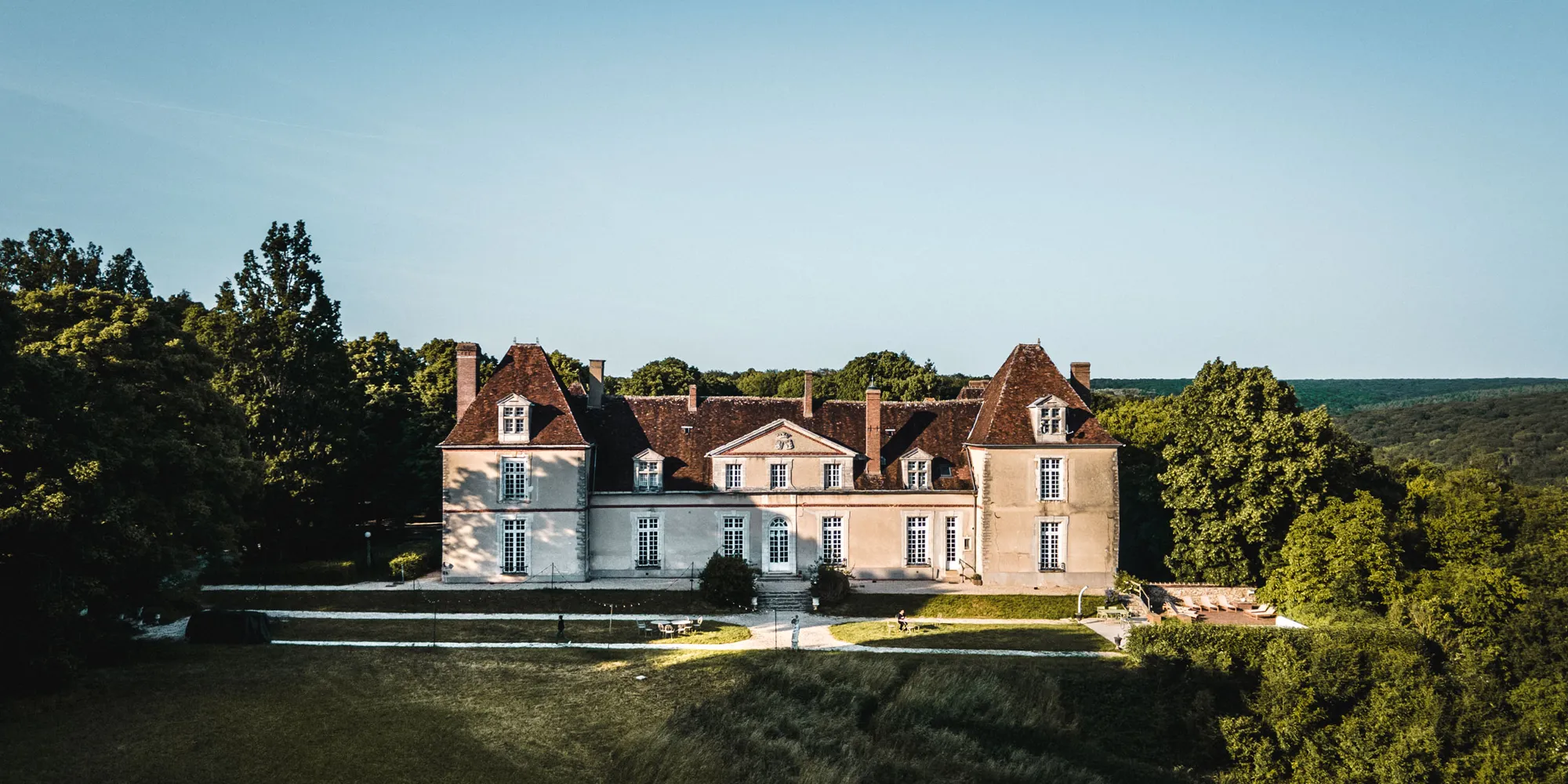 30-chateau-du-fey-wedding-burgundy