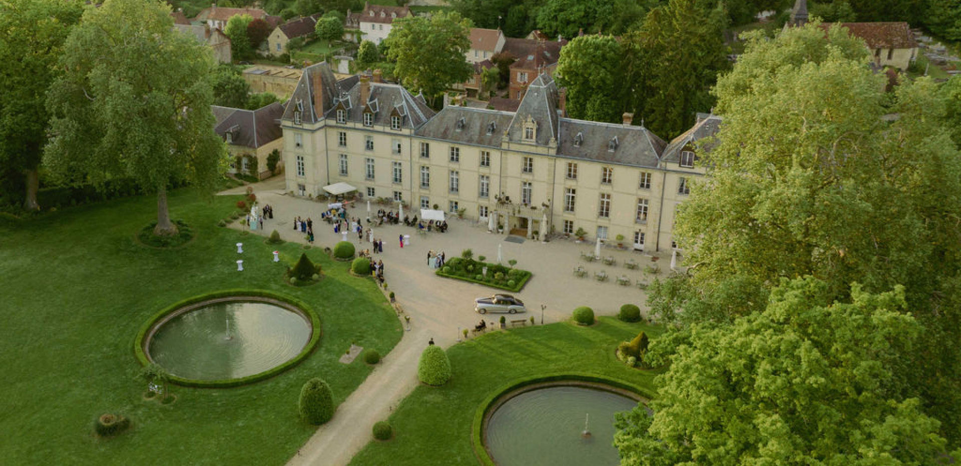 67bef8f93866f7175da2453b_domaine-hero