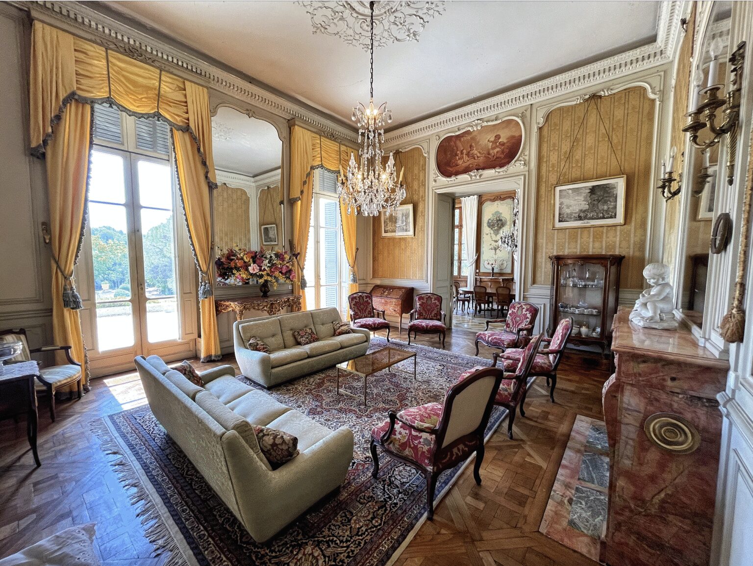 Petit-salon-2-1536×1154