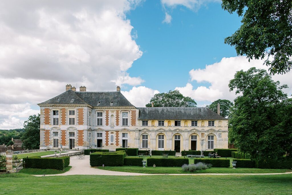 chateau-de-vallery-sylvain-bouzat-photographer