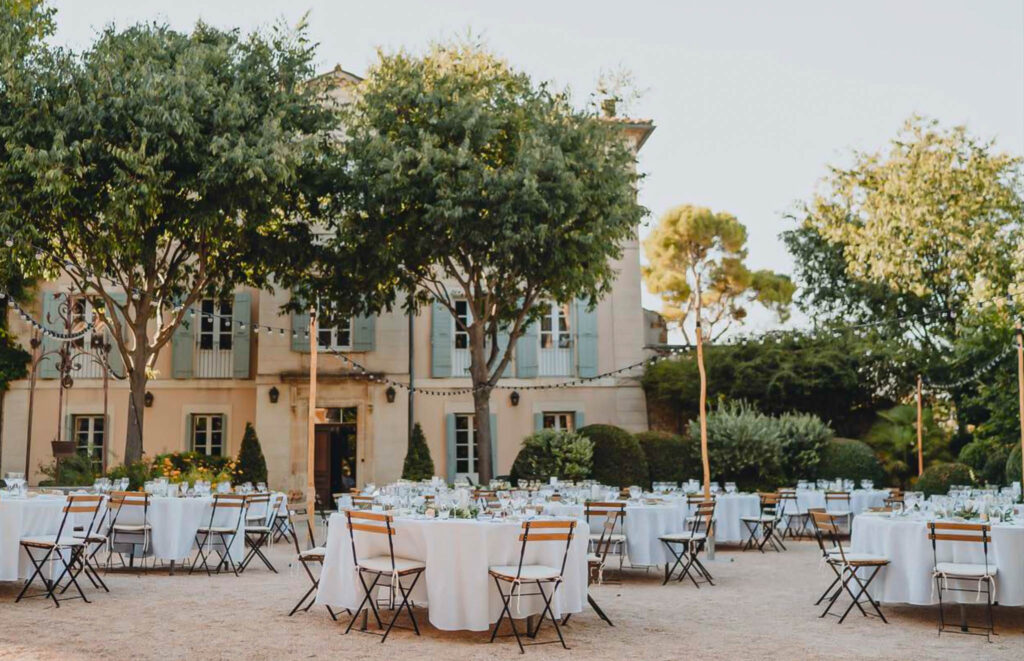 chateau-la-tour-vaucros-french-wedding-style-2