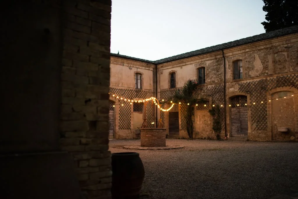 monaciano-wedding-venue-tuscany-vlla-00030.jpg